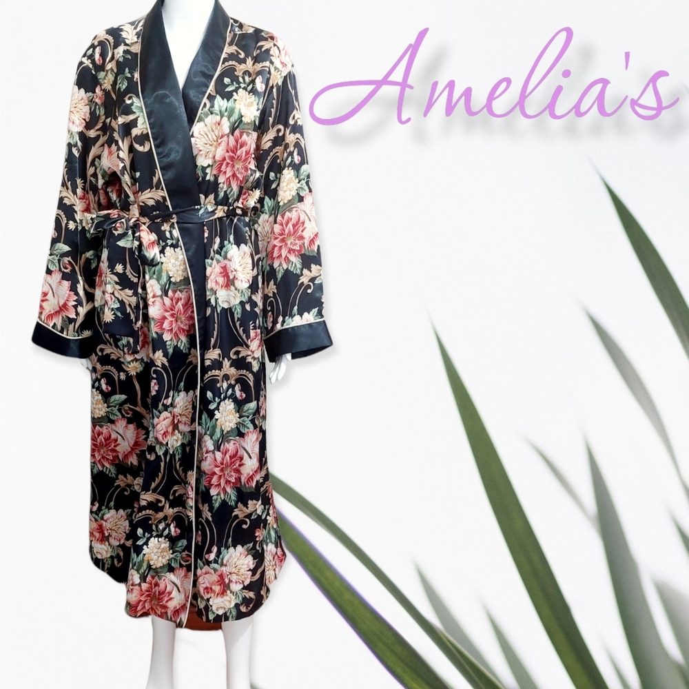 New Amelia's Robe Rose Foral Satin size M